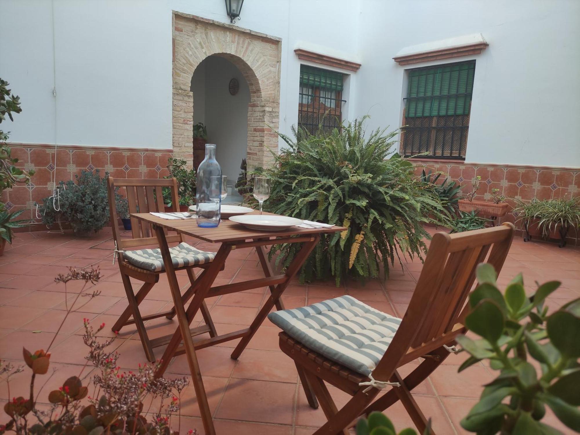 Entretorres. Casa-Duplex En Centro Historico. Apartman Carmona Kültér fotó