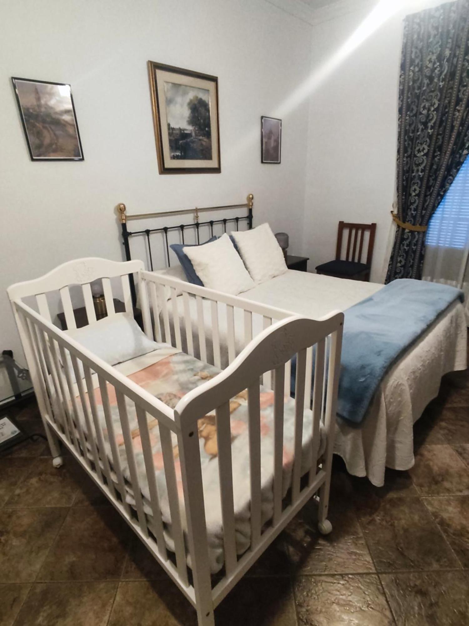 Entretorres. Casa-Duplex En Centro Historico. Apartman Carmona Kültér fotó